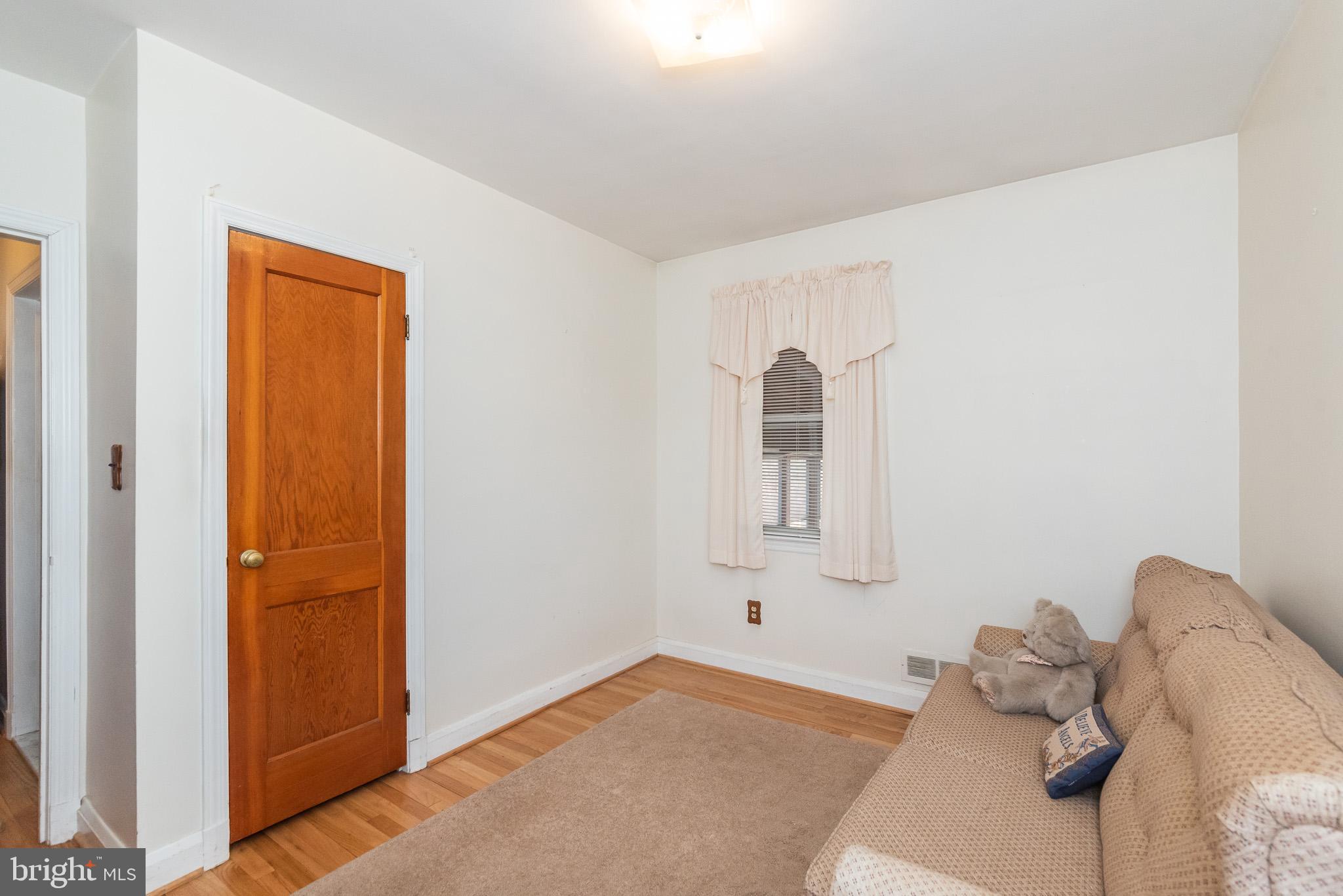1222 Spring Avenue Baltimore, MD 21237 - Photo 21 of 34 Bedroom 2