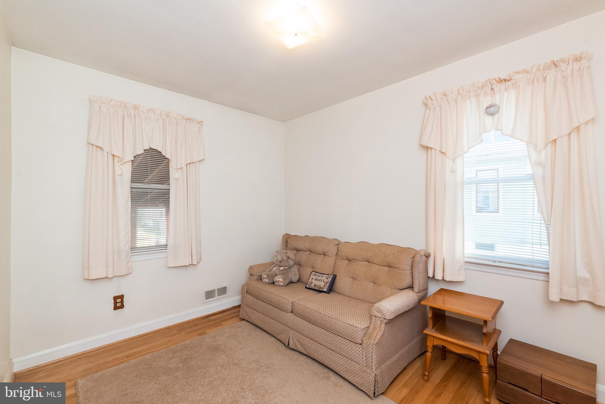 1222 Spring Avenue Baltimore, MD 21237 - Photo 22 of 34 Bedroom 2