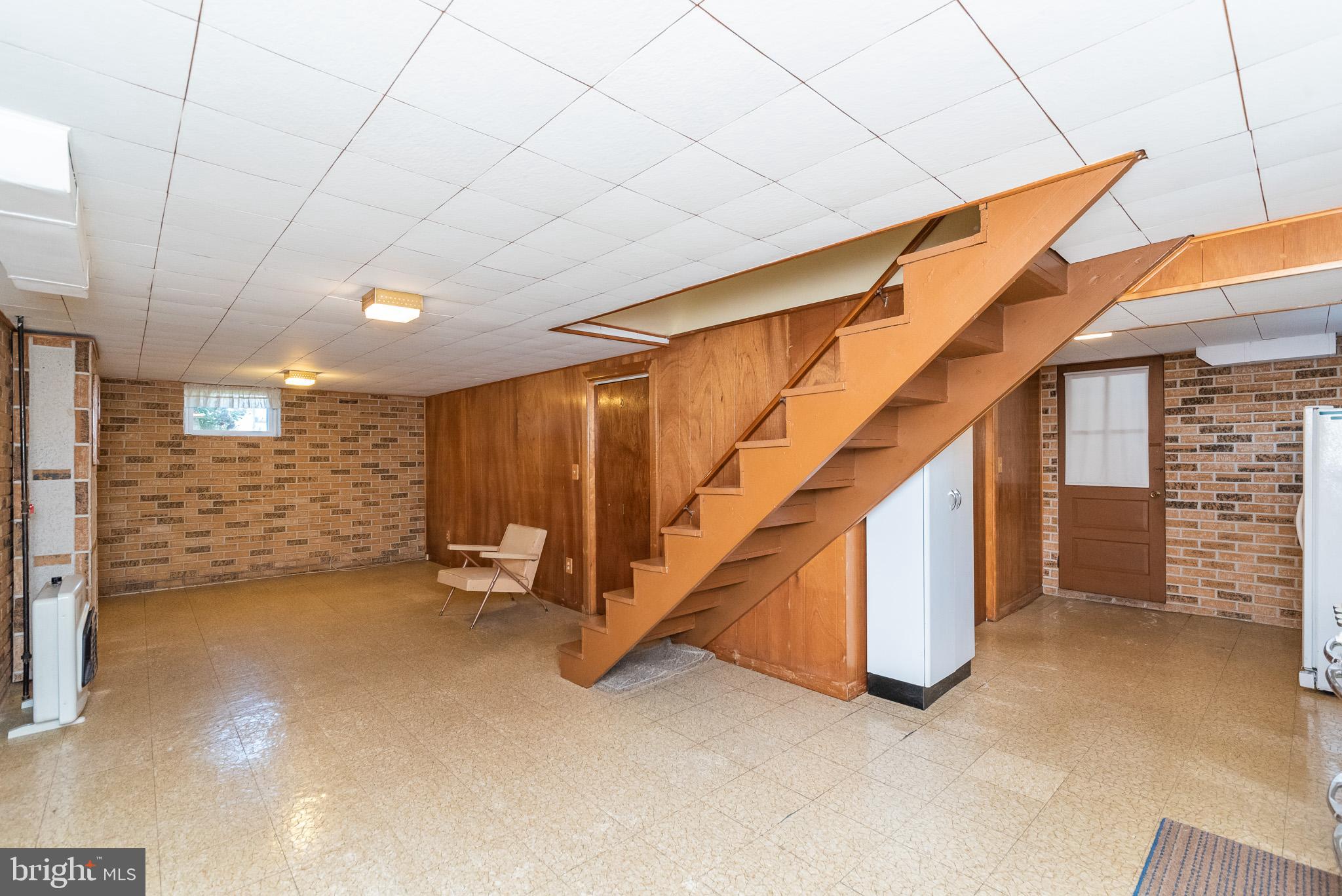 1222 Spring Avenue Baltimore, MD 21237 - Photo 23 of 34 Family Room
