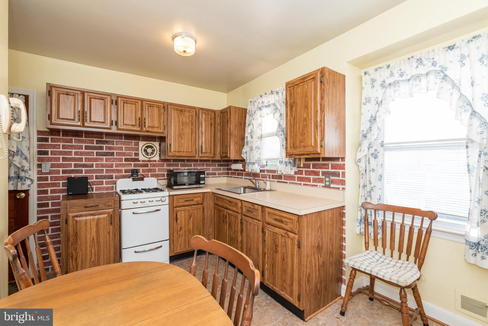 1222 Spring Avenue Baltimore, MD 21237 - Photo 8 of 34 Kitchen