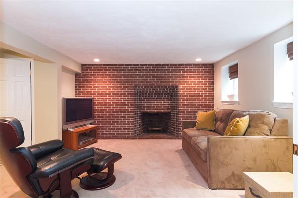 165 Moss Hill Road Boston, MA 02130 - Photo 12 of 27 Gallery Image 12
