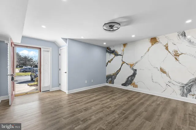 $299,000 | 6 Queen Victoria Way, Chester, MD 21619