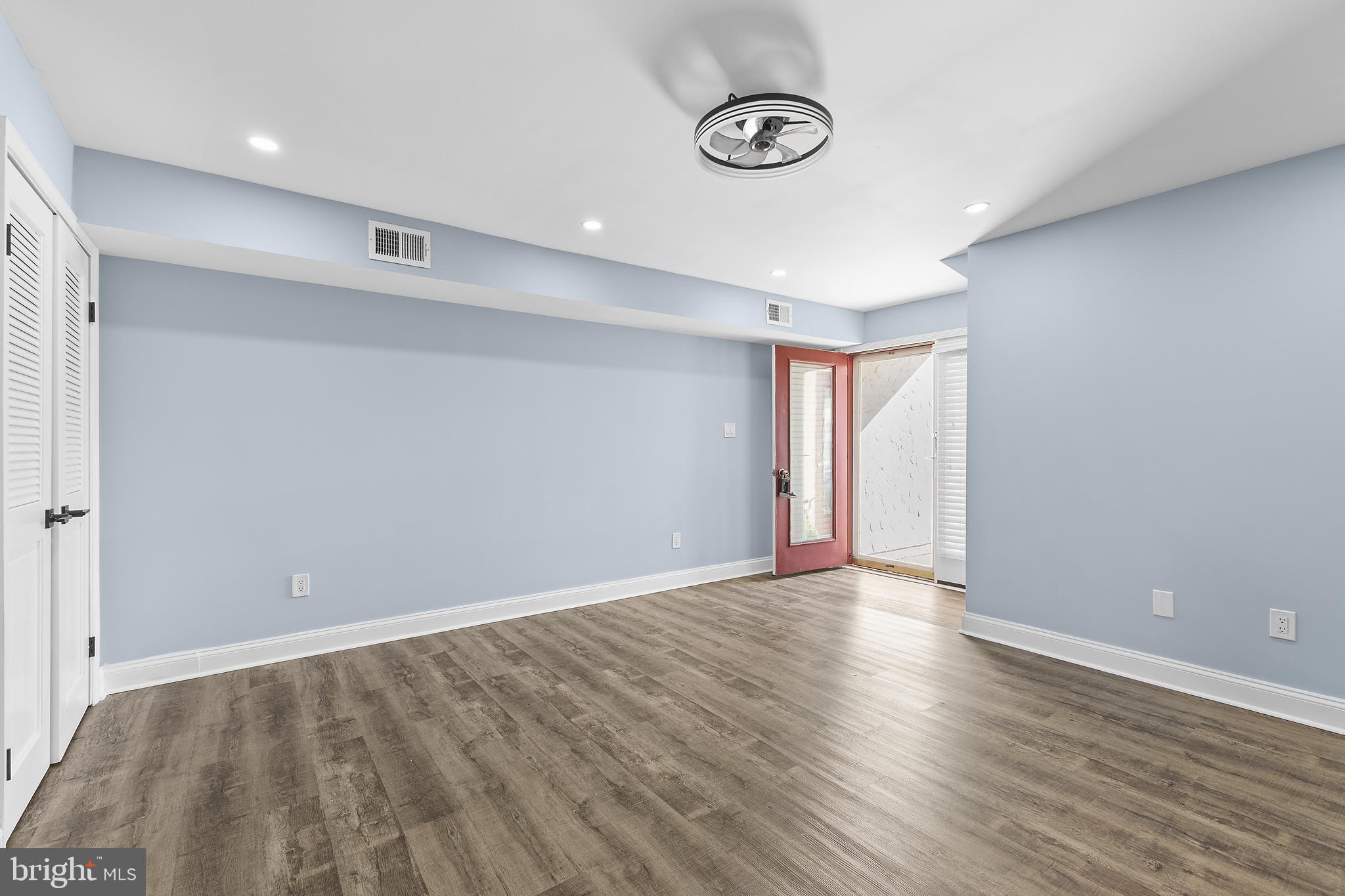 6 Queen Victoria Way Chester, MD 21619 - Photo 13 of 50 Living area