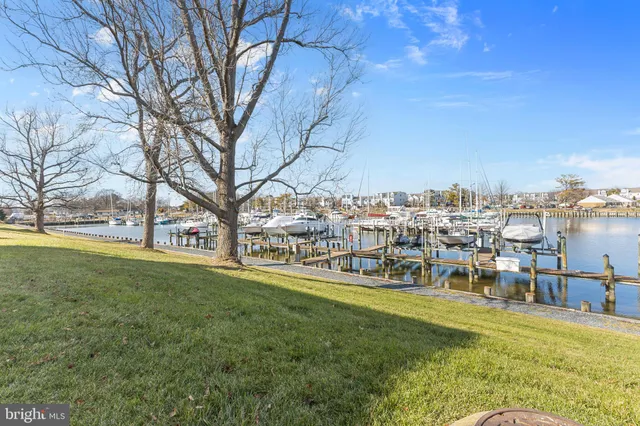 $299,000 | 6 Queen Victoria Way, Chester, MD 21619