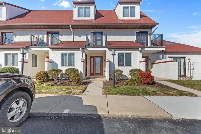 $299,000 | 6 Queen Victoria Way, Chester, MD 21619