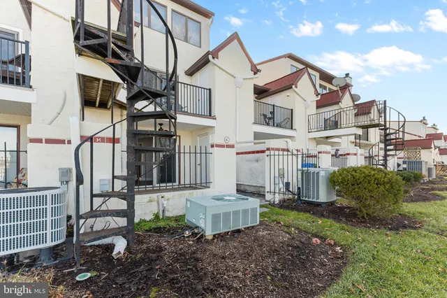 $299,000 | 6 Queen Victoria Way, Chester, MD 21619