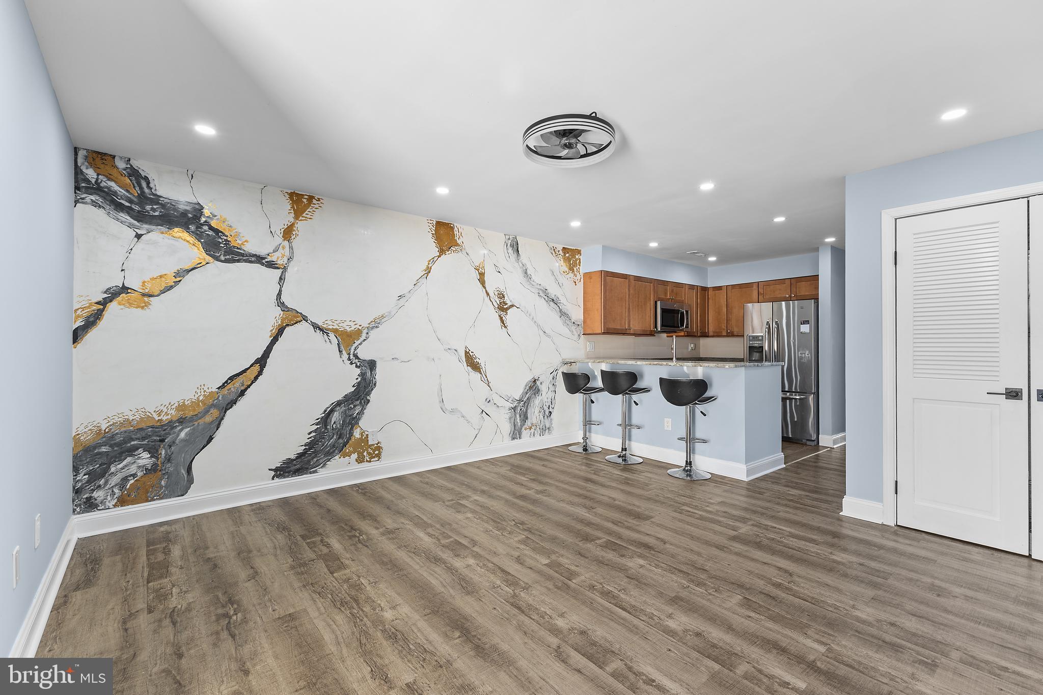 6 Queen Victoria Way Chester, MD 21619 - Photo 10 of 50 Living area