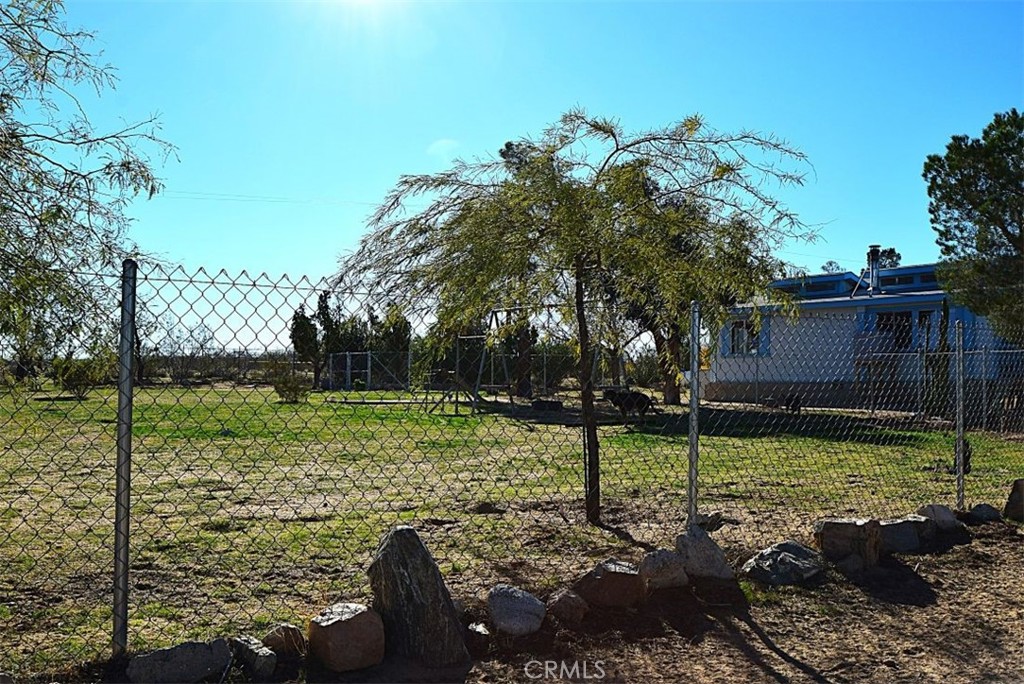 56788 Encantado Road Landers, CA 92285 - Photo 34 of 38 Gallery Image 34