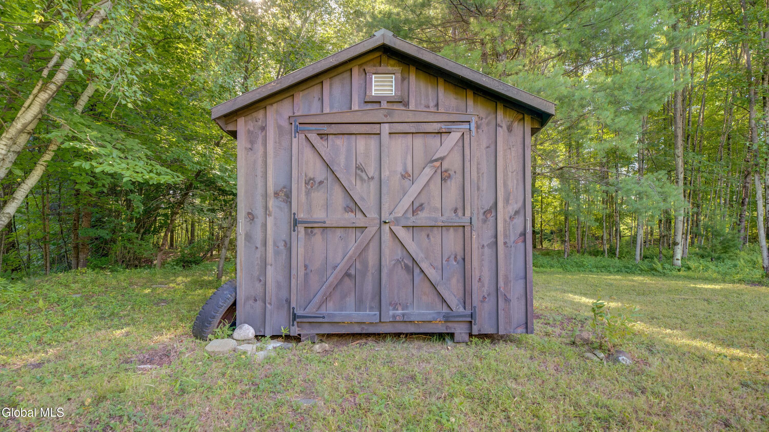136 Bornt Road Broadalbin, NY 12025 - Photo 12 of 18 136 Bornt Rd-10