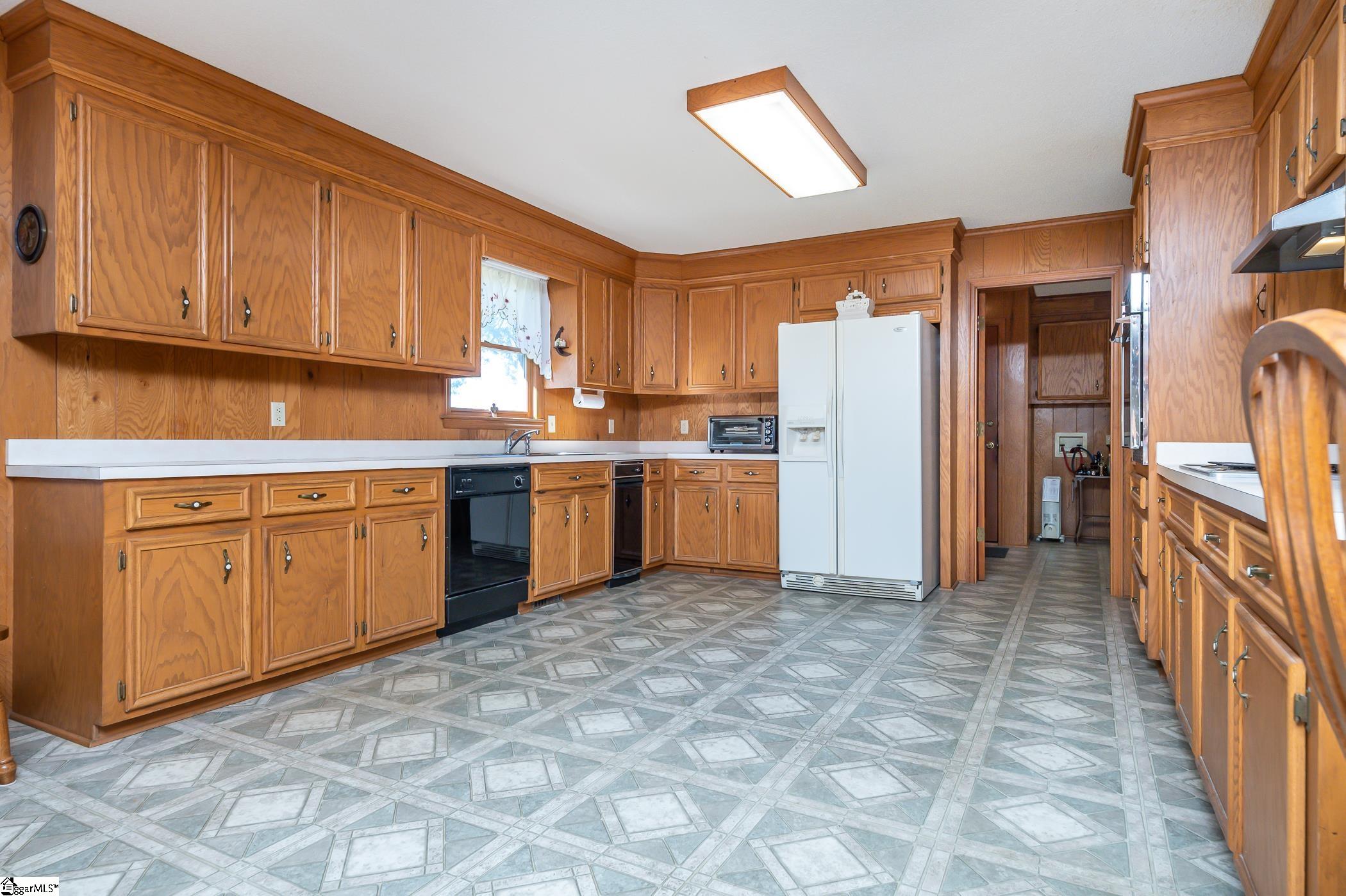 4755 Platt Springs Road West Columbia, SC 29170 - Photo 11 of 24 Gallery Image 11
