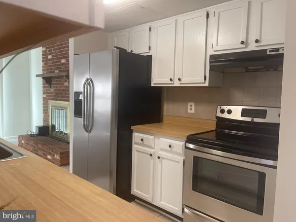 $2,595 | 9022 Miles Place, Manassas, VA 20110