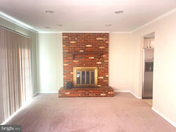 $2,595 | 9022 Miles Place, Manassas, VA 20110