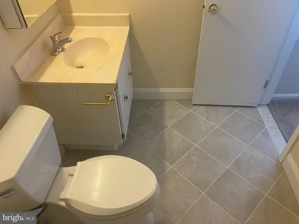 $2,595 | 9022 Miles Place, Manassas, VA 20110