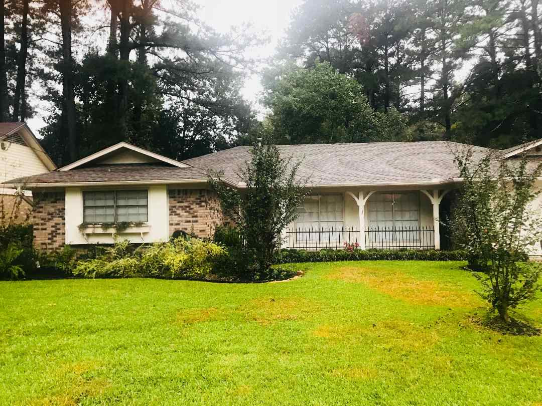 2329 Breckinridge Road Jackson, MS 39204 - Photo 2 of 25 Photo 2