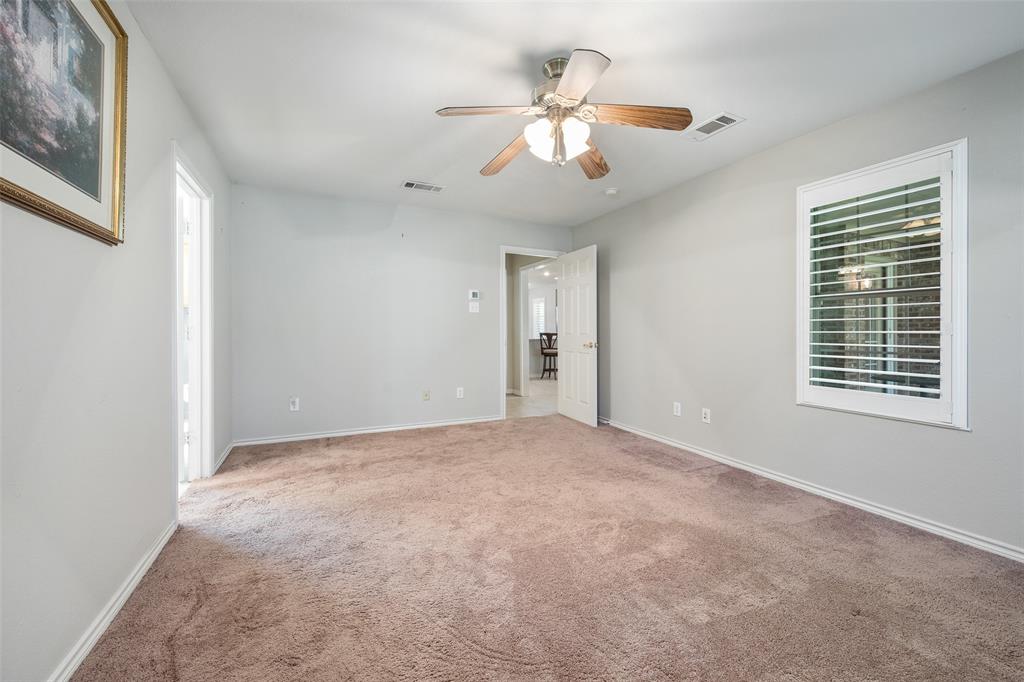 109 Castlewood Road Enchanted Oaks, TX 75156 - Photo 15 of 33