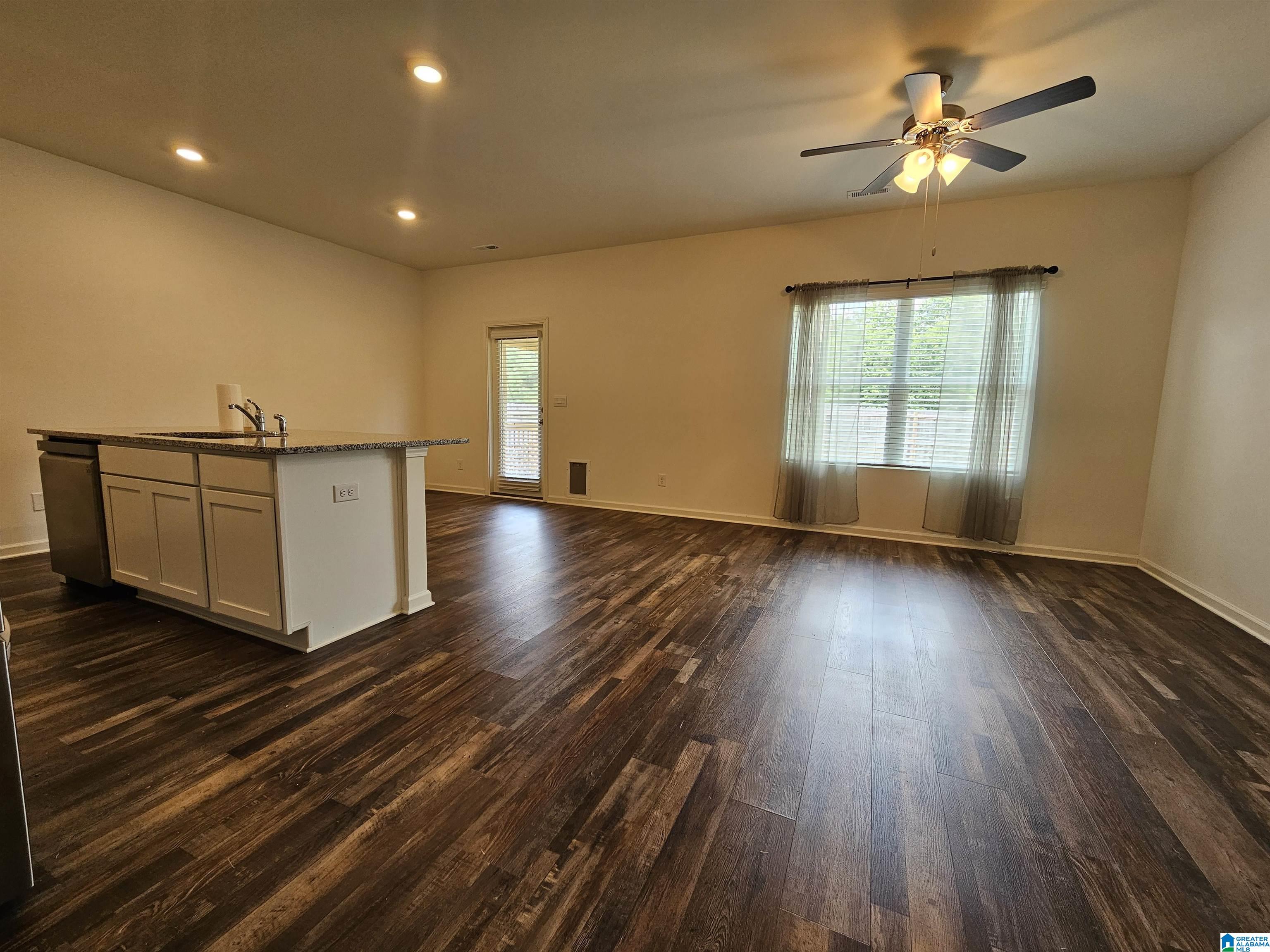 75 Sussex Road Odenville, AL 35120 - Photo 5 of 16