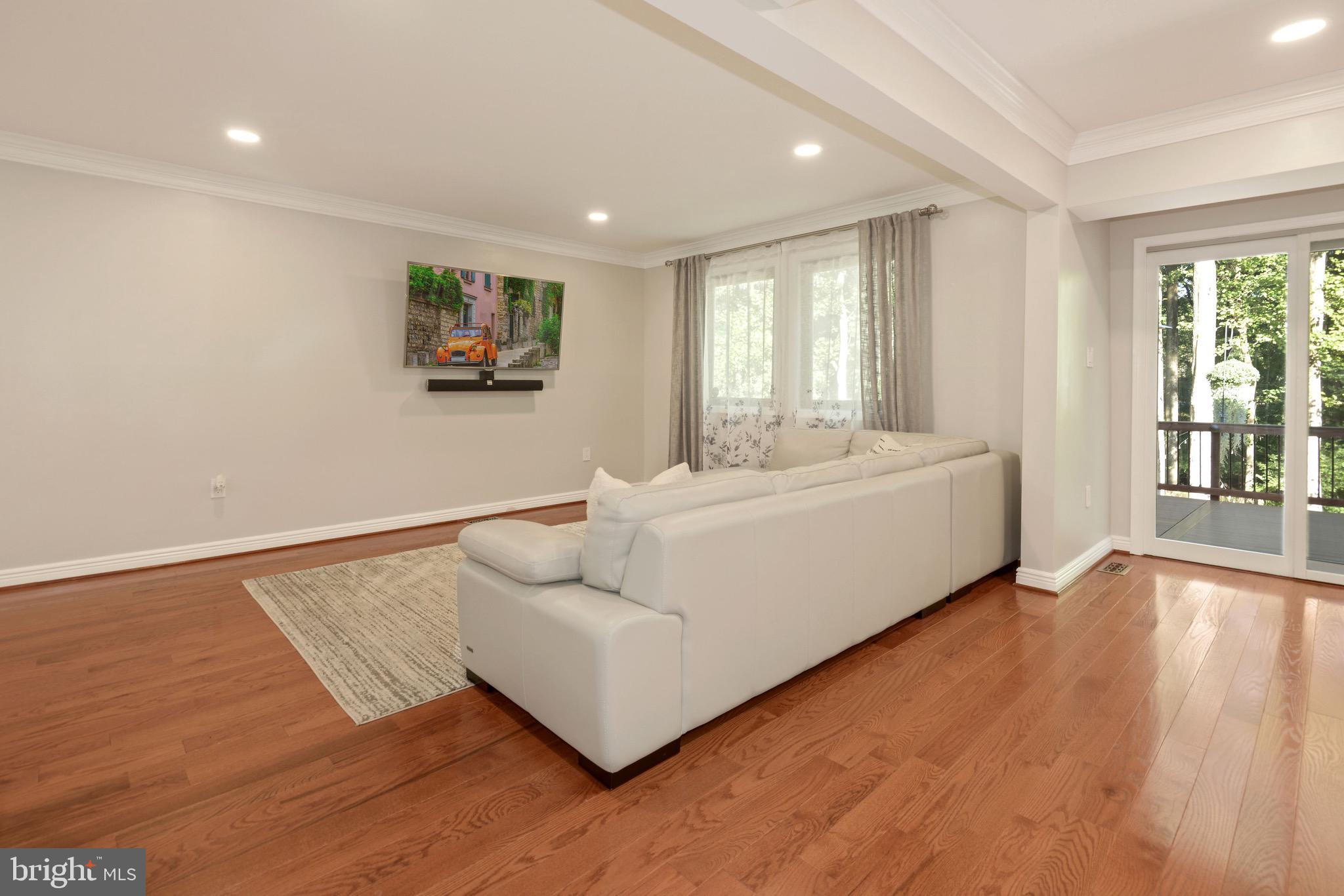 11805 Blue Spruce Road Reston, VA 20191 - Photo 20 of 60