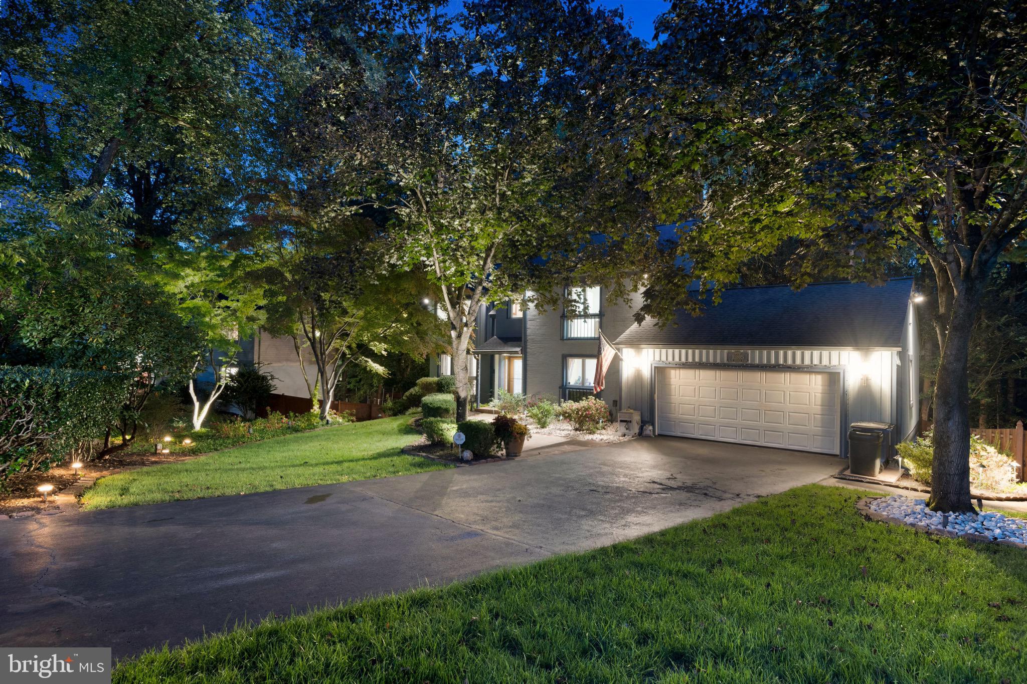 11805 Blue Spruce Road Reston, VA 20191 - Photo 3 of 60