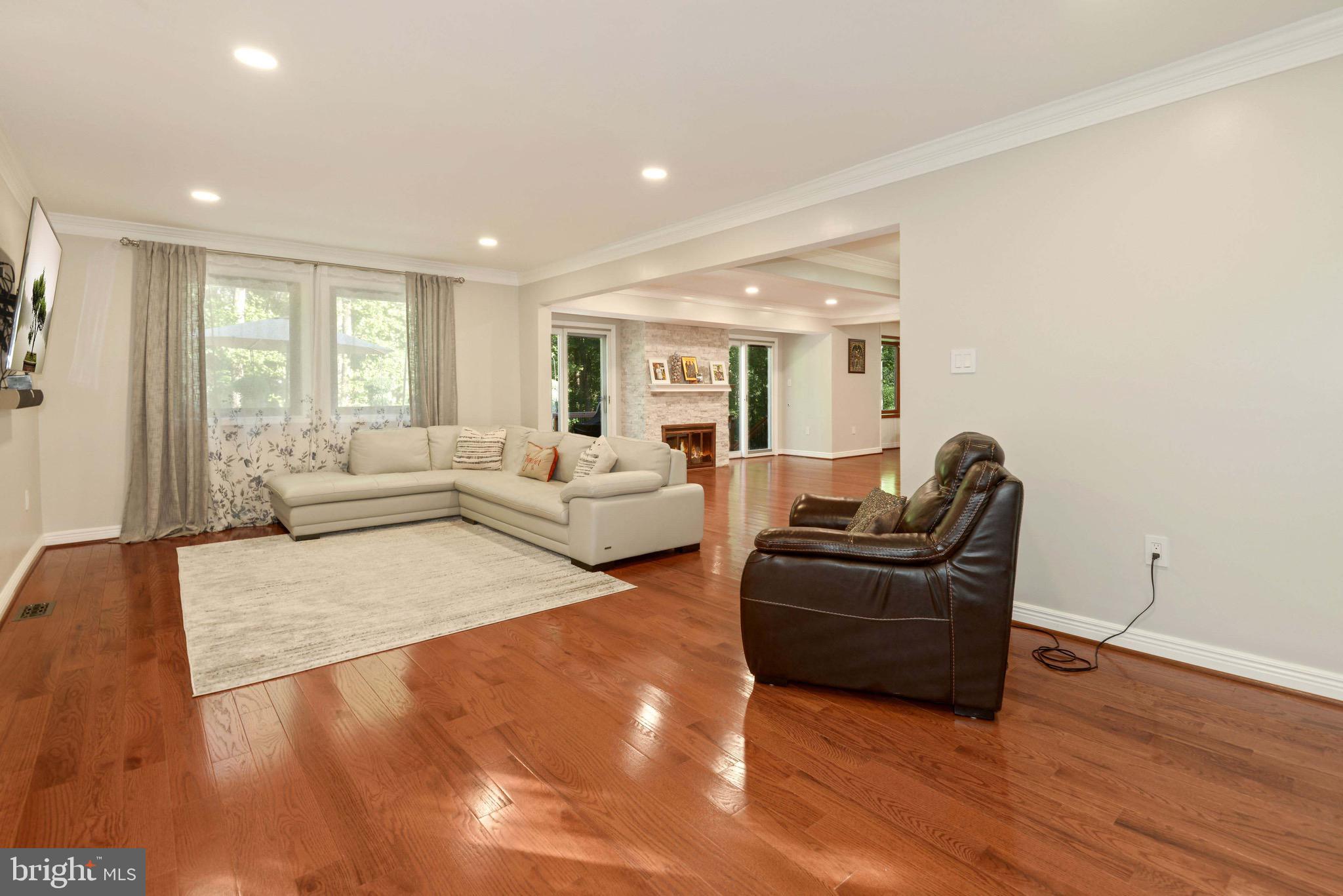 11805 Blue Spruce Road Reston, VA 20191 - Photo 23 of 60