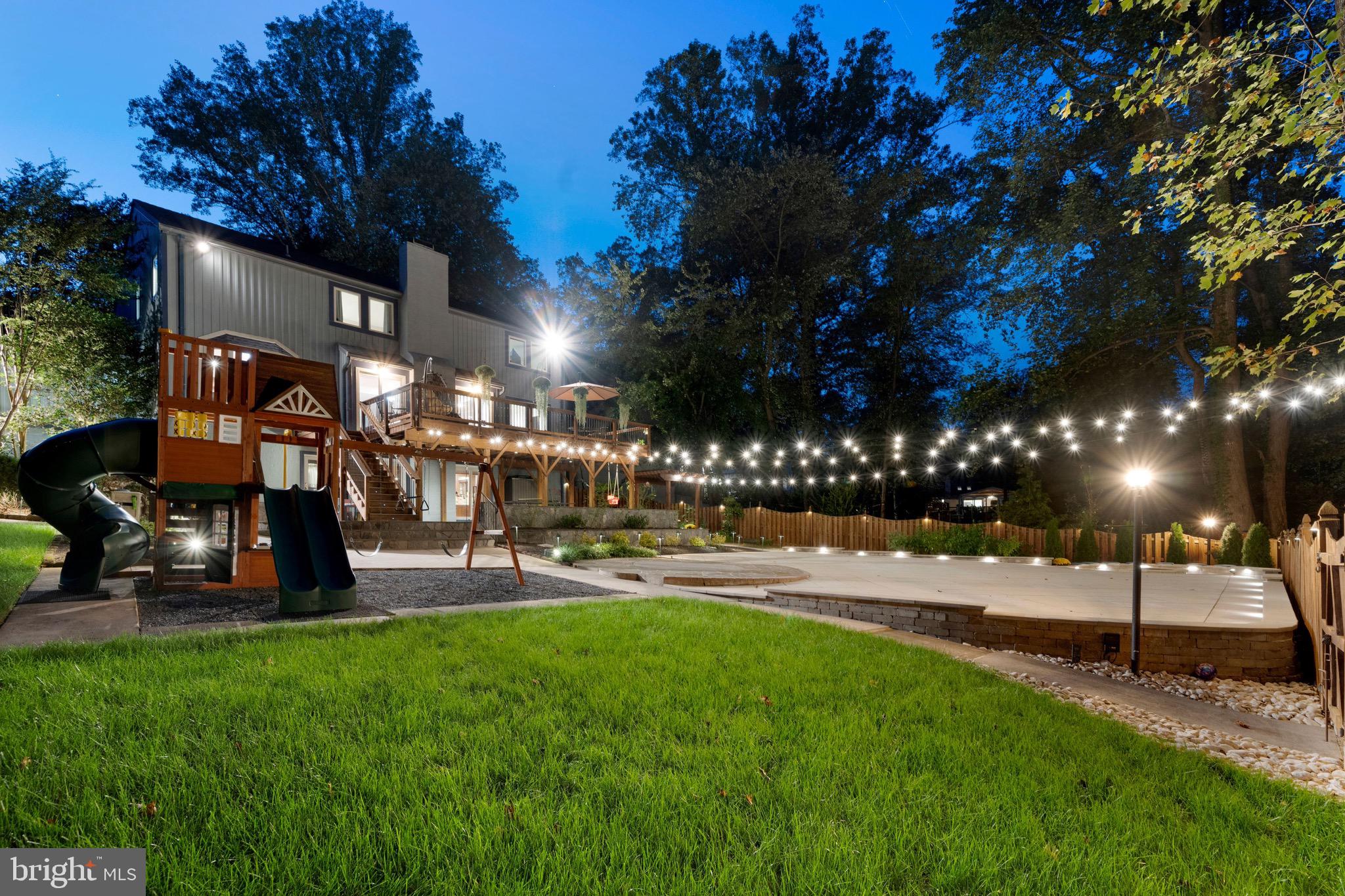 11805 Blue Spruce Road Reston, VA 20191 - Photo 4 of 60