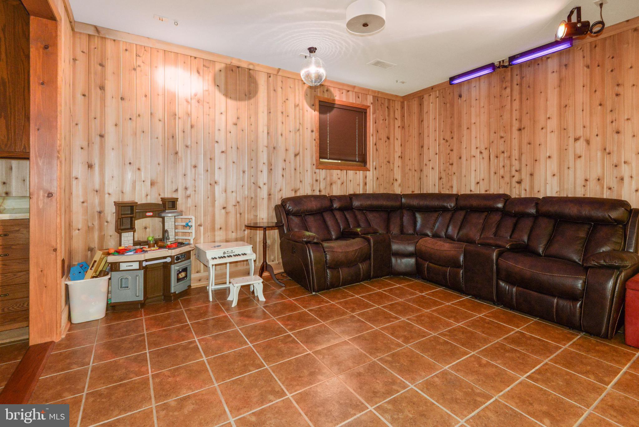 11805 Blue Spruce Road Reston, VA 20191 - Photo 47 of 60