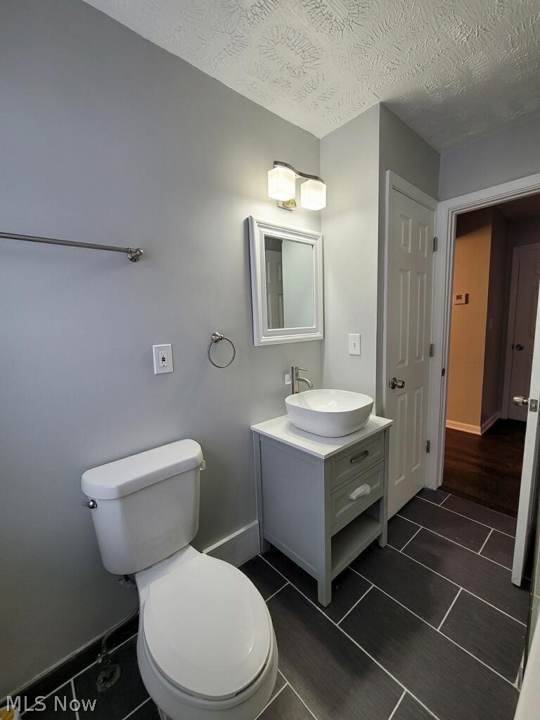 883 Trebisky Road Cleveland, OH 44143 - Photo 15 of 26