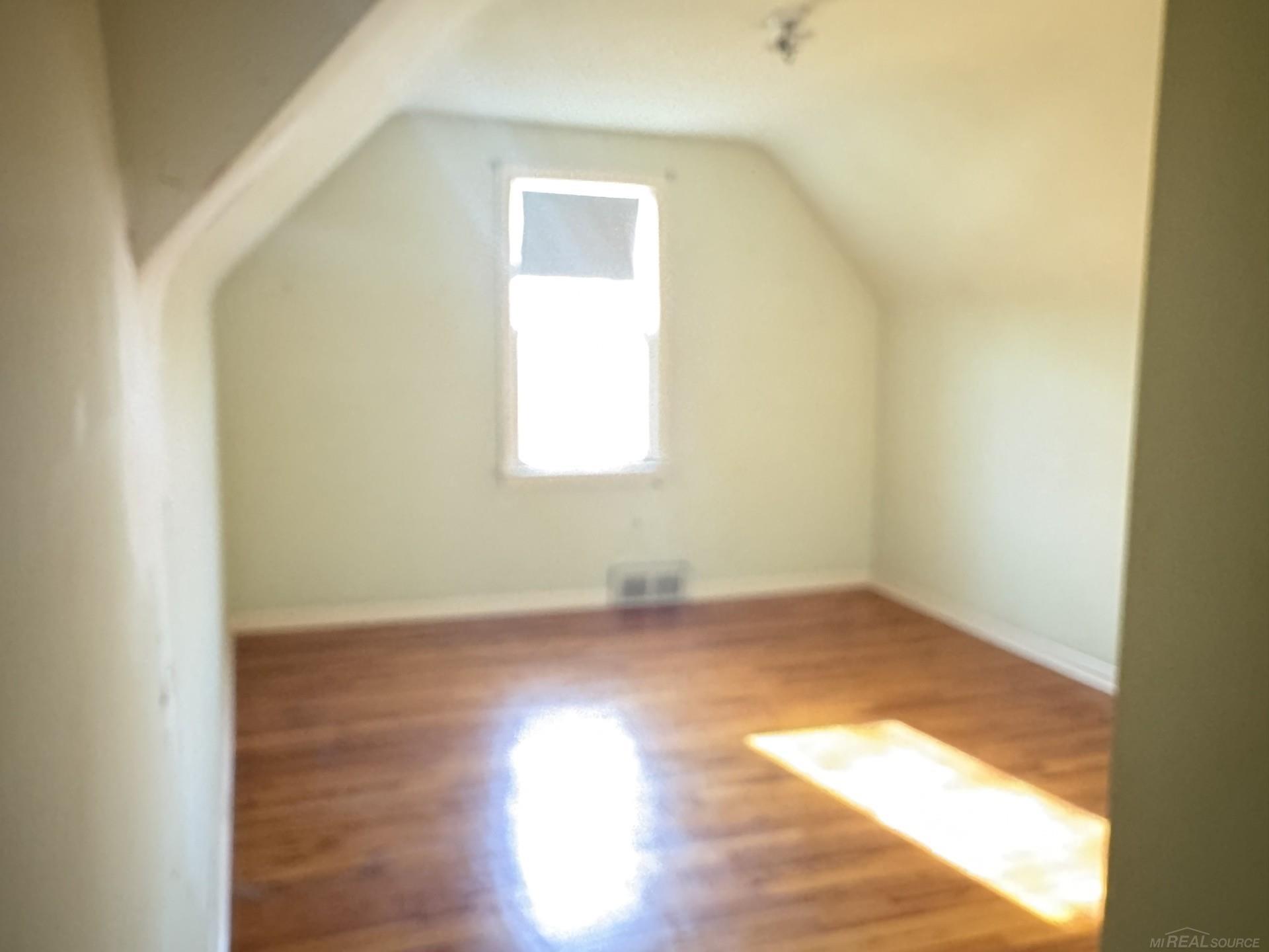 9224 Weber Road Columbus, MI 48063 - Photo 8 of 13