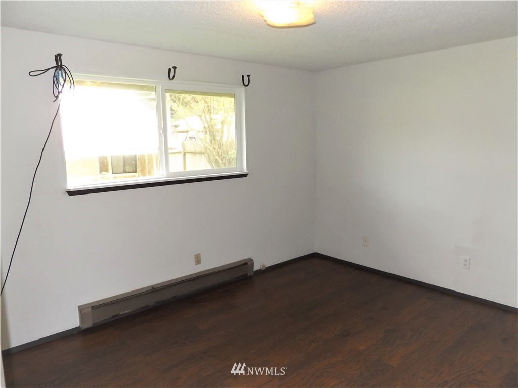20774 English Road Mount Vernon, WA 98274 - Photo 8 of 14 Gallery Image 8
