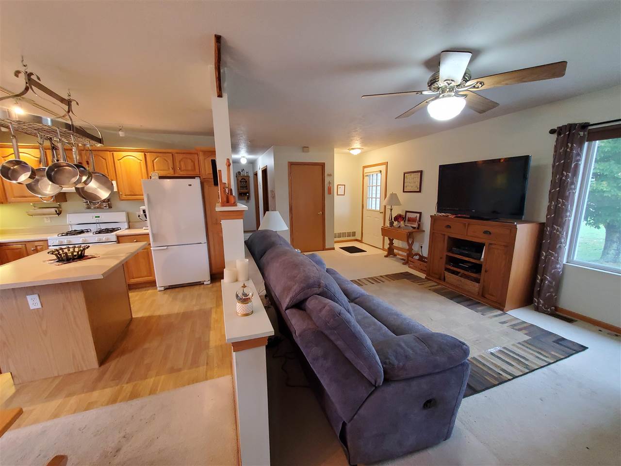 859 South 35 Road Cadillac, MI 49601 - Photo 7 of 48 1899663-6.JPG