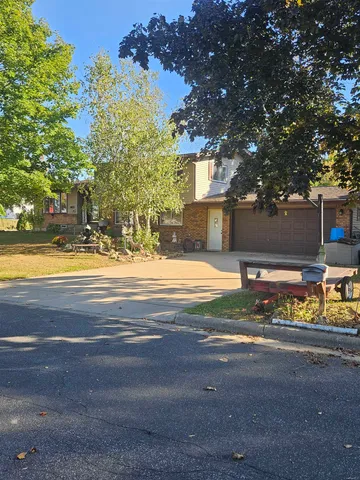 $374,500 | 400 Hill Boscobel Wi 53805, Boscobel, WI 53805