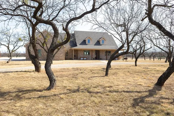 $795,000 | 213 Crooked Creek Road, Abilene, TX 79602