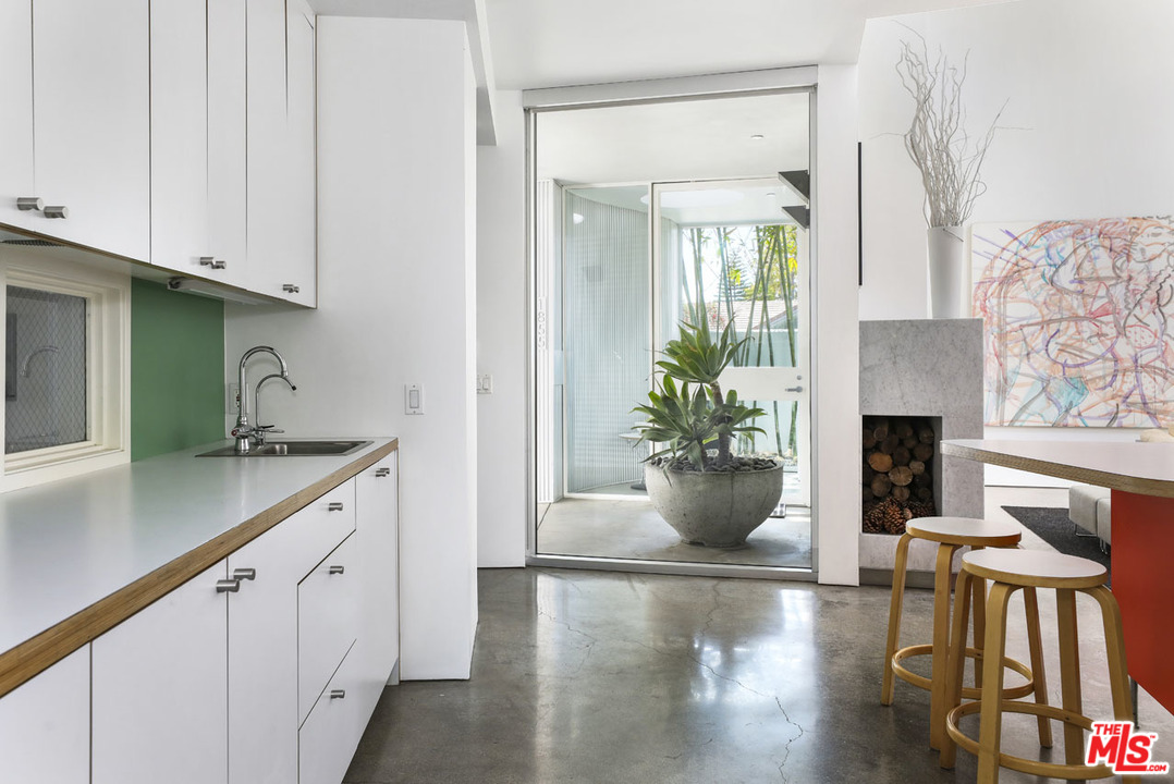 1855 Topock Street Glendale, CA 91204 - Photo 21 of 53