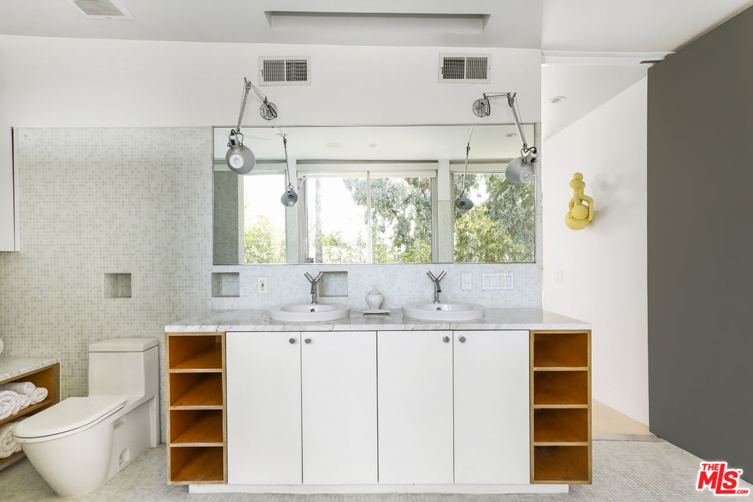 1855 Topock Street Glendale, CA 91204 - Photo 33 of 53