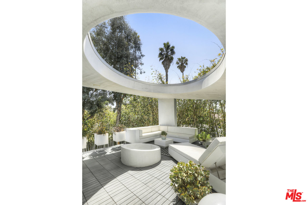 1855 Topock Street Glendale, CA 91204 - Photo 39 of 53