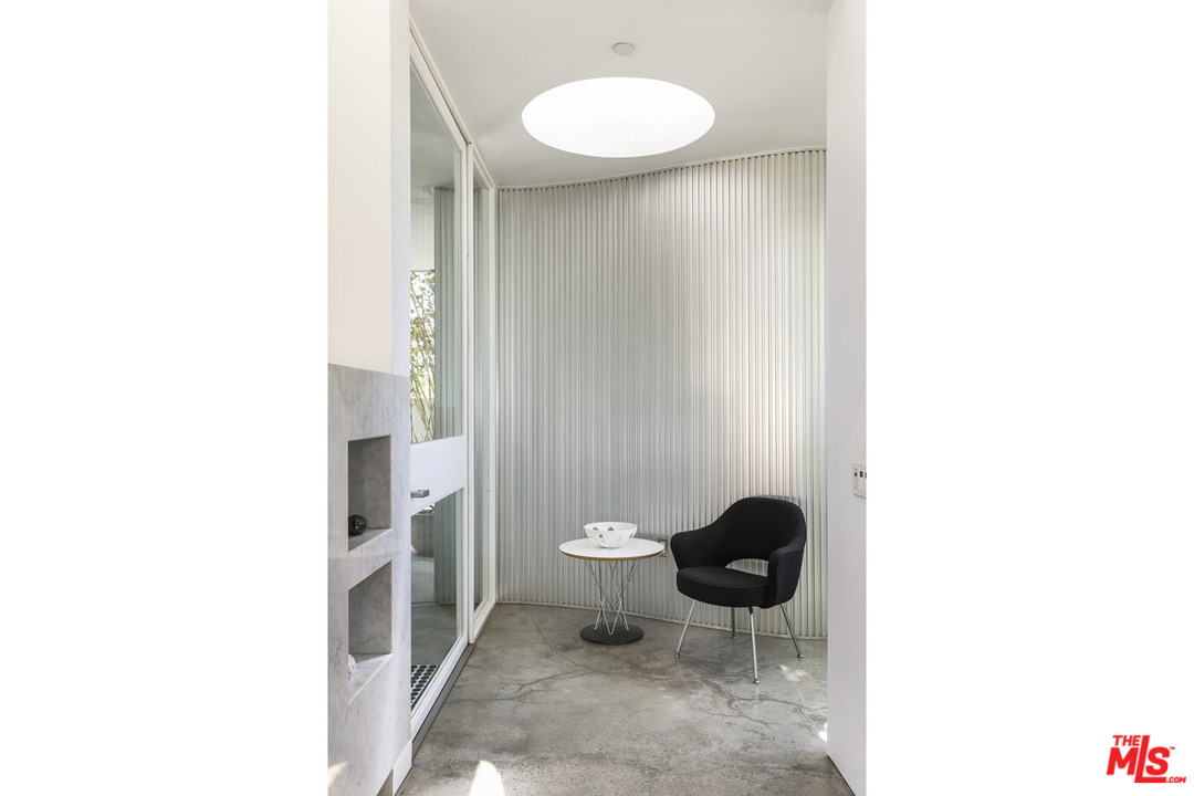 1855 Topock Street Glendale, CA 91204 - Photo 5 of 53