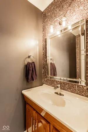 $490,000 | 7850 Ridgeland Drive, Indianapolis, IN 46250