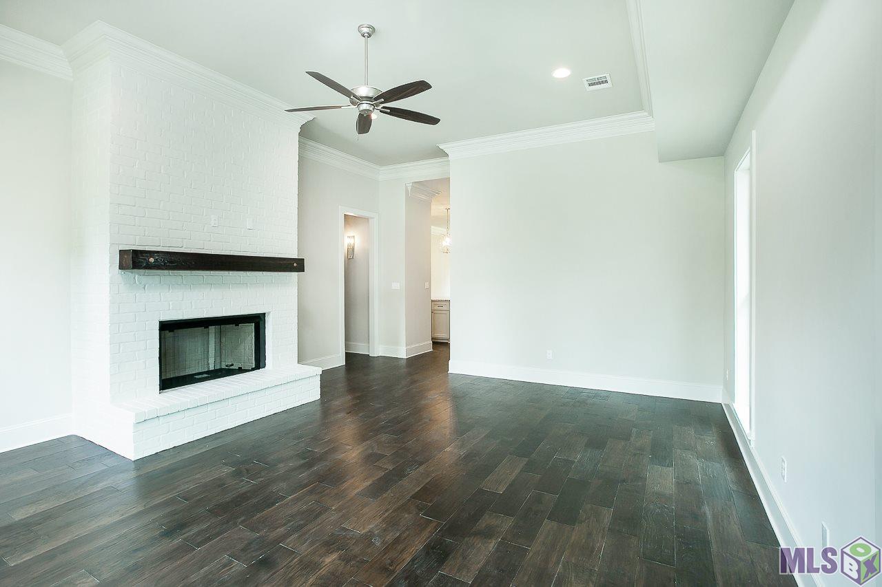 6633 Roux Drive Baton Rouge, LA 70817 - Photo 3 of 5