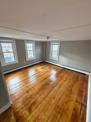 $1,900 | 15 South State Street, Unit 201, Concord, NH 03301