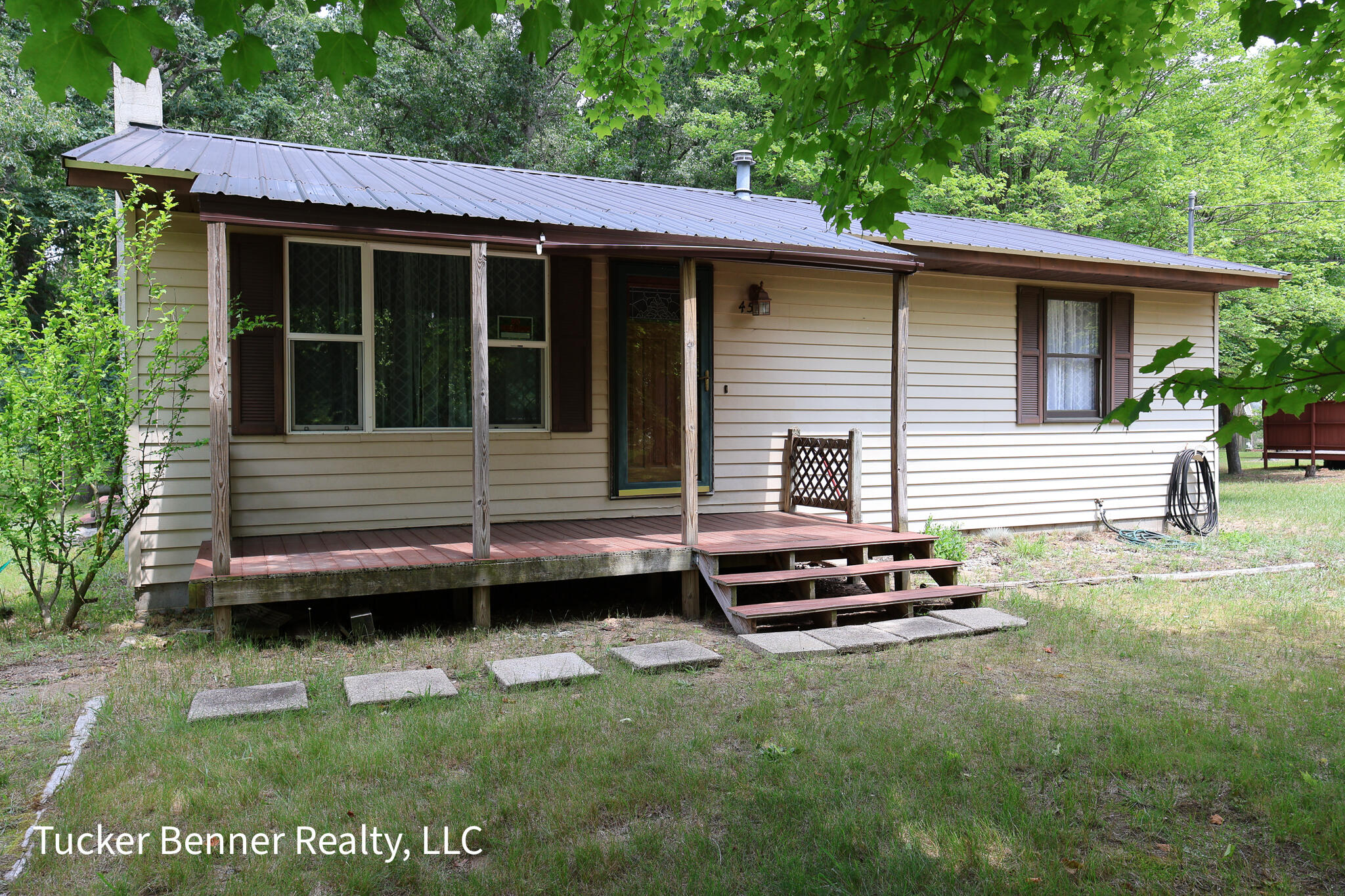 4526 West Bard Road Whitehall, MI 49461 - Photo 1 of 40 Front