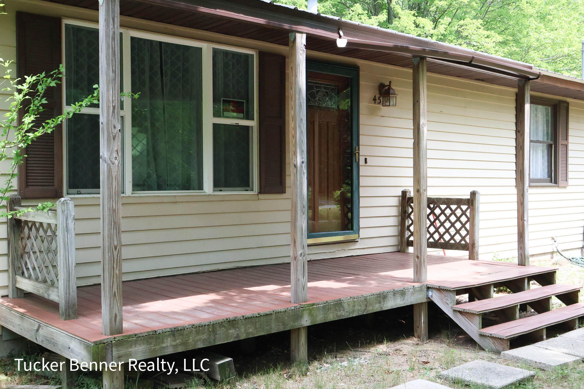 4526 West Bard Road Whitehall, MI 49461 - Photo 39 of 40 Front porch