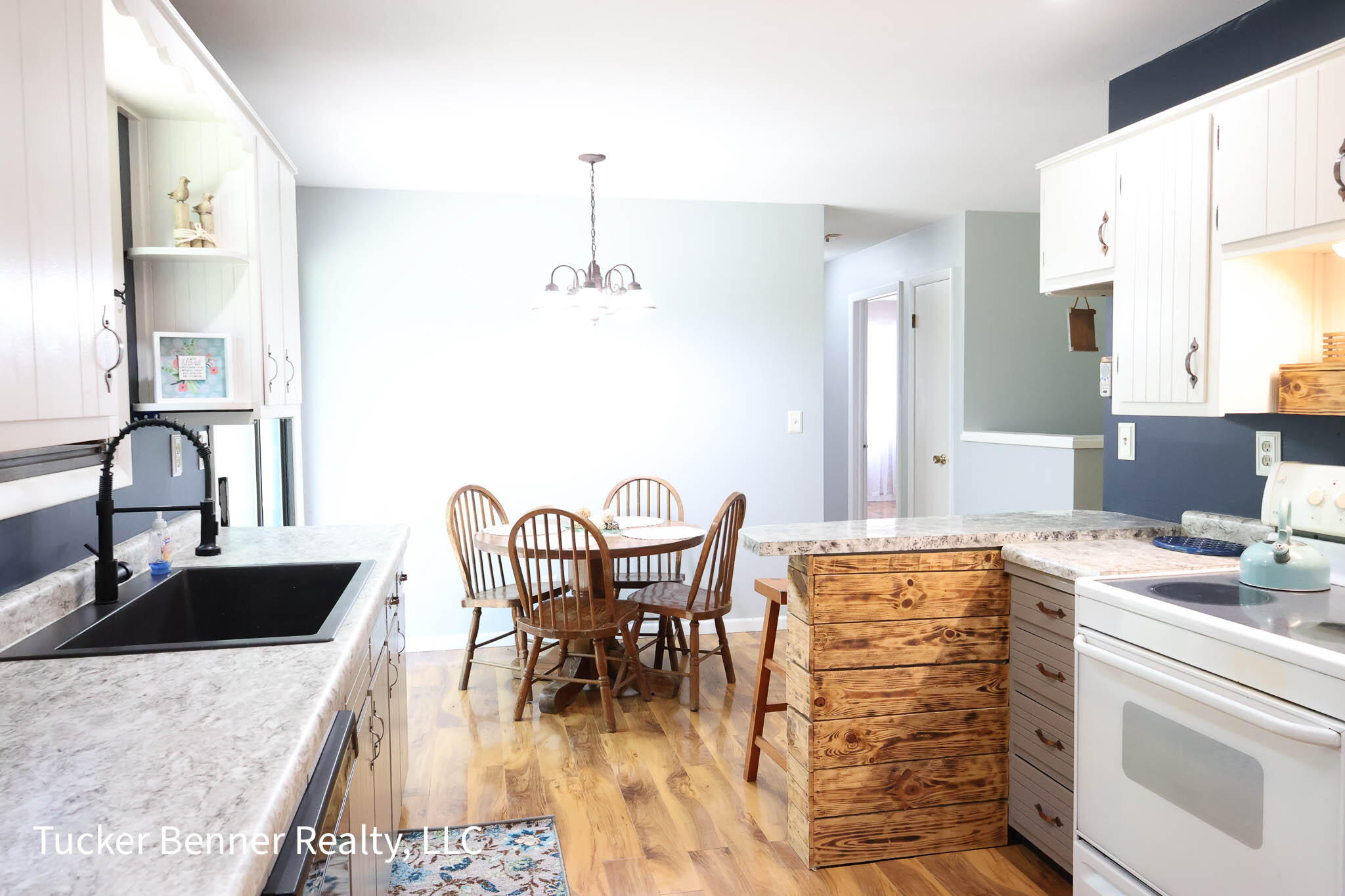 4526 West Bard Road Whitehall, MI 49461 - Photo 4 of 40 Kitchen