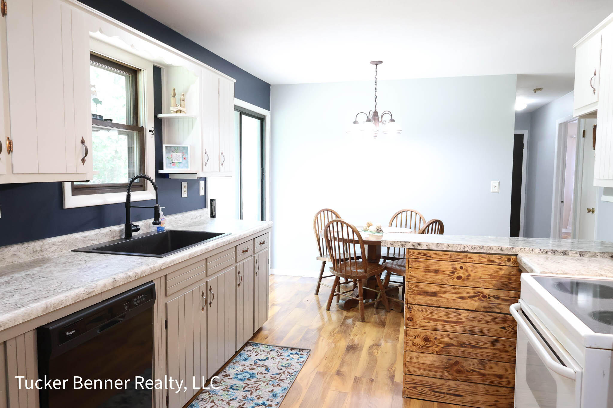 4526 West Bard Road Whitehall, MI 49461 - Photo 5 of 40 Kitchen