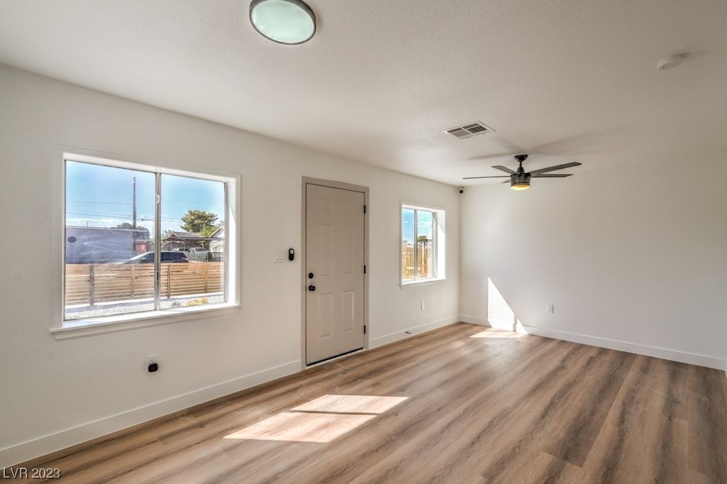 1840 Merze Avenue Henderson, NV 89011 - Photo 12 of 32