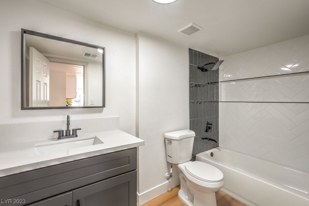 1840 Merze Avenue Henderson, NV 89011 - Photo 5 of 32