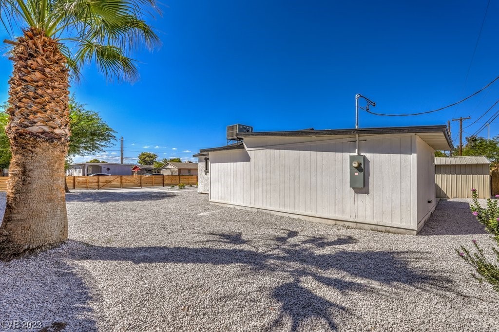 1840 Merze Avenue Henderson, NV 89011 - Photo 8 of 32