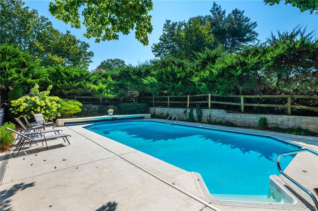 565 Trotters Ridge Roswell, GA 30075 - Photo 68 of 77 Gallery Image 68