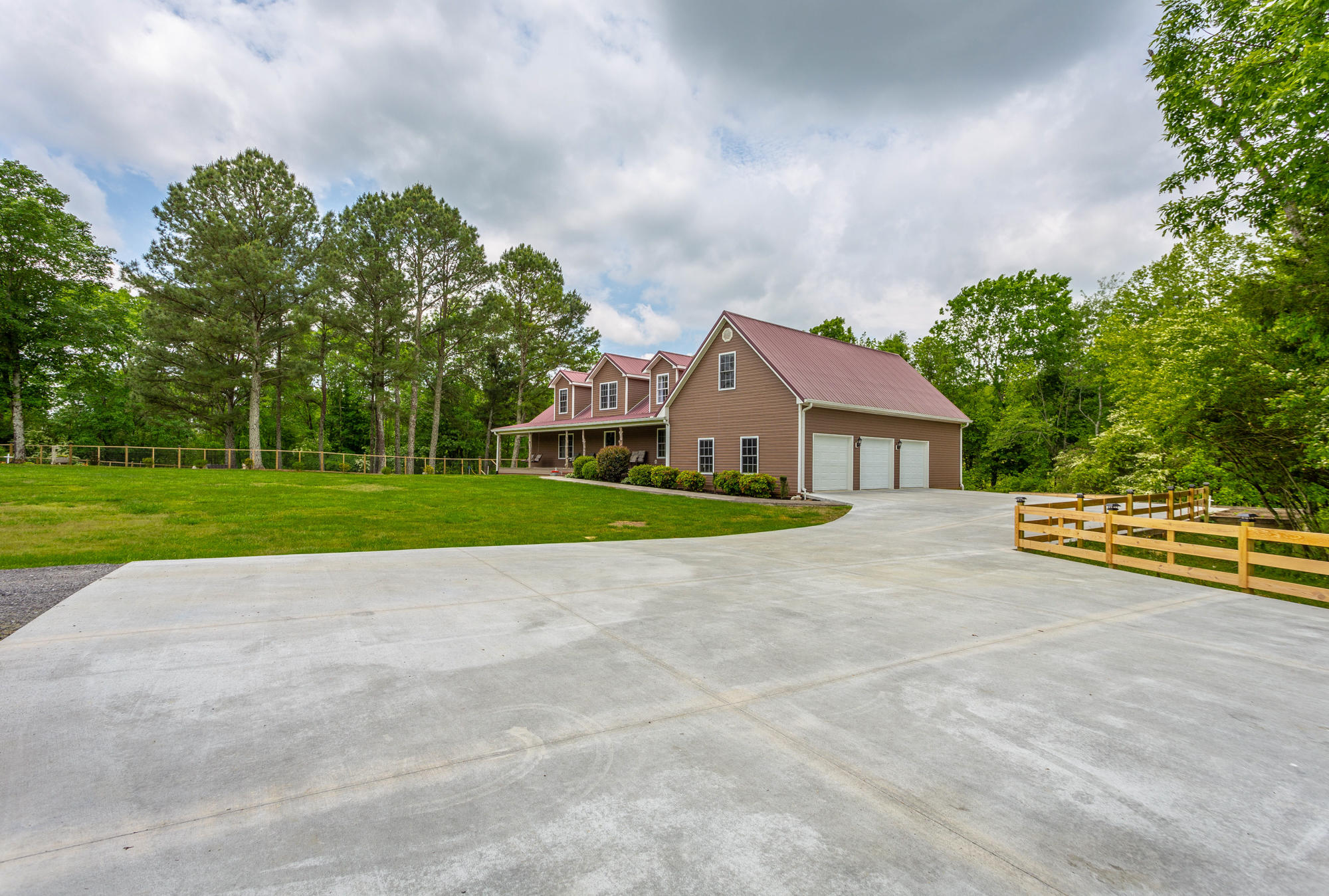 148 Candies Creek Road Southwest Cleveland, TN 37311 - Photo 14 of 73 148 Candies Creek Rd. SW HD-129