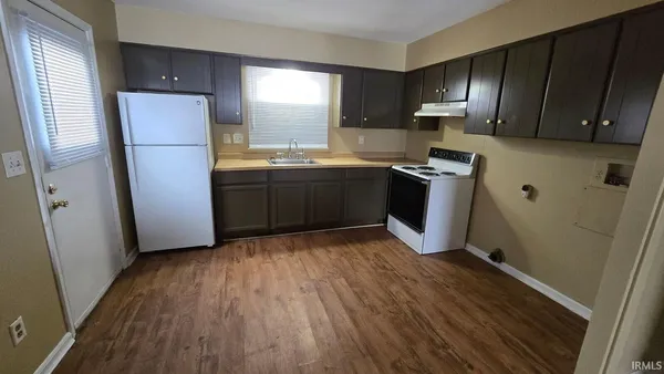 $299,900 | 102-108 South Bradner Avenue, Marion, IN 46952