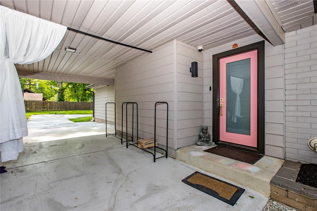 5360 Clarendon Road Indianapolis, IN 46208 - Photo 3 of 44 Gallery Image 3