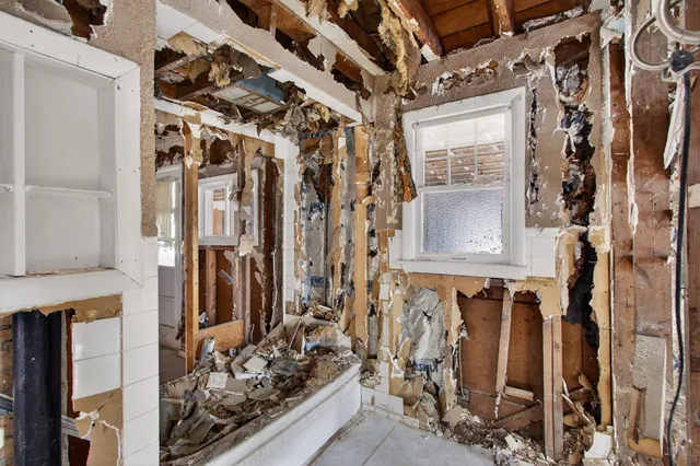 $95,000 | 2338 22nd Street, Rockford, IL 61108